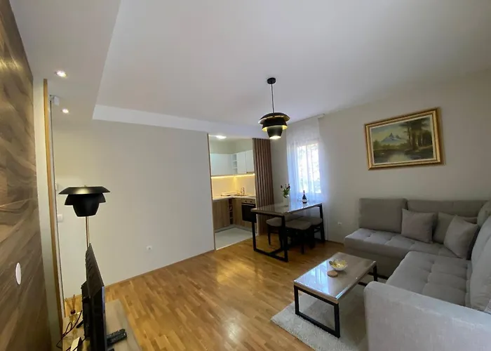 아파트 Miris Tisine 즐라티보