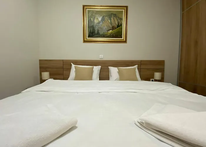 Miris Tisine 아파트